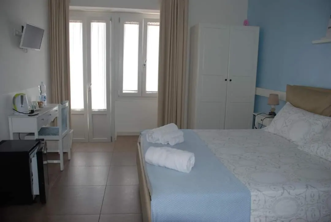 Affittacamere Hotel B-Karalis Di Enrico Tupputi Cagliari Italia